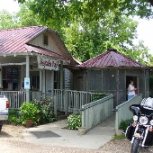 Magnolia Cafe