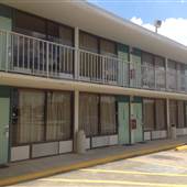 Motel 6 Baton Rouge Southeast
