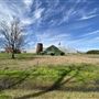 Cinclare: Barn