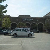 Barnes and Noble- Perkins Rowe