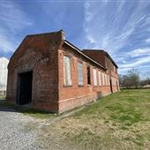 Cinclare: Brickhouse