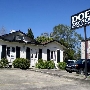 Doe's Eat Place