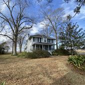 Cinclare: House