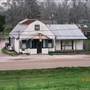 Roberto's River Road Restaurant