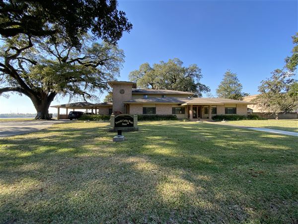 Southern University: Donald C. Wade House